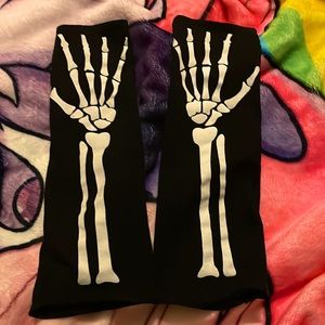 Skeleton Arm Gloves
